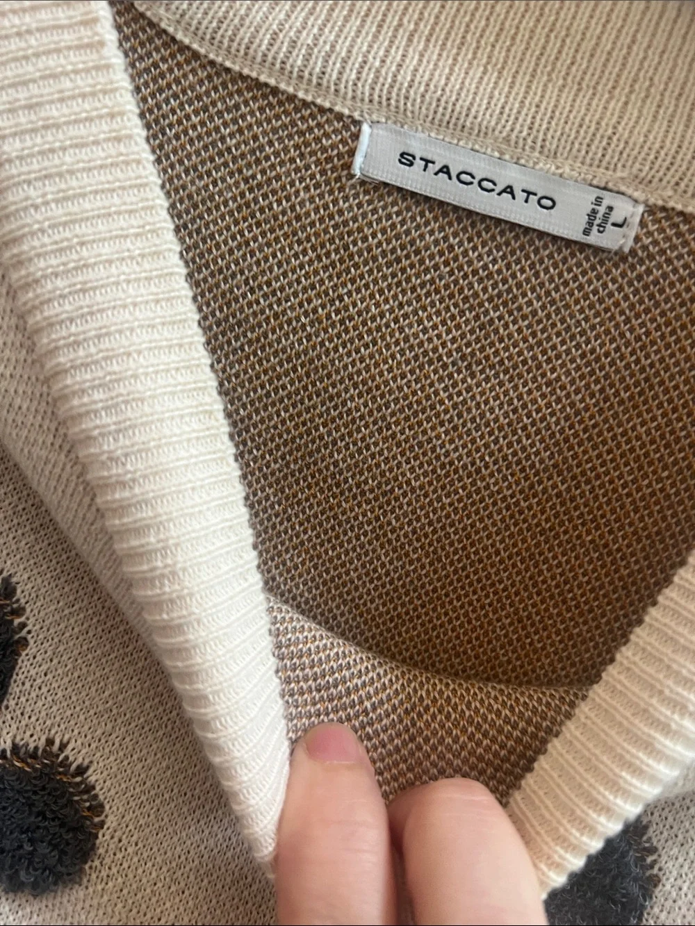 Staccato Cream Crewneck Sweater with Orange & Gray Flower Motif